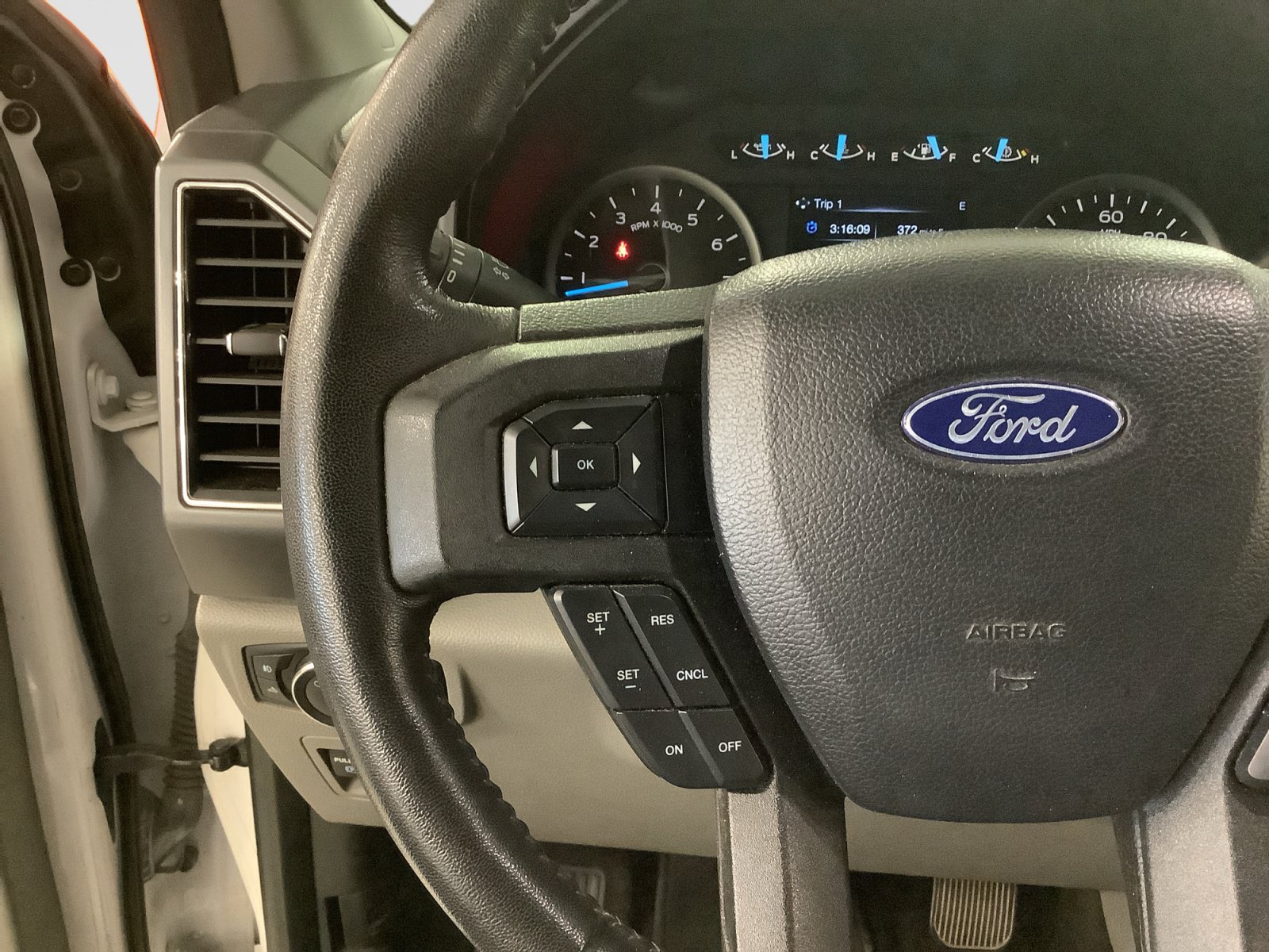 Certified 2018 Ford F150 XLT w/ Equipment Group 301A Mid RWD image 18