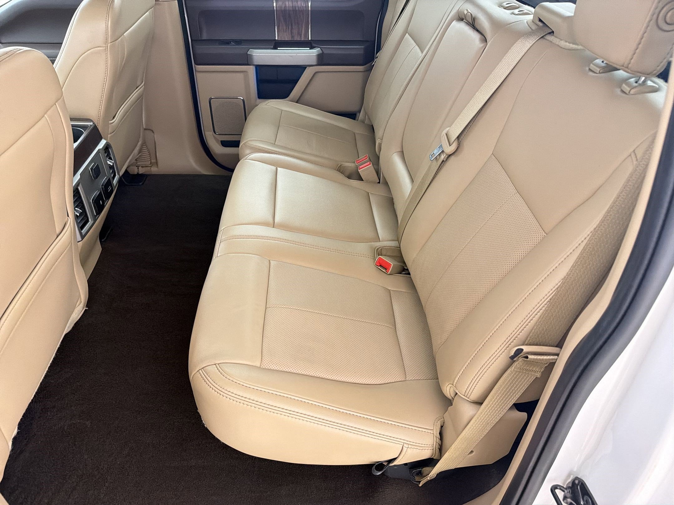 Certified 2019 Ford F150 Lariat RWD image 14