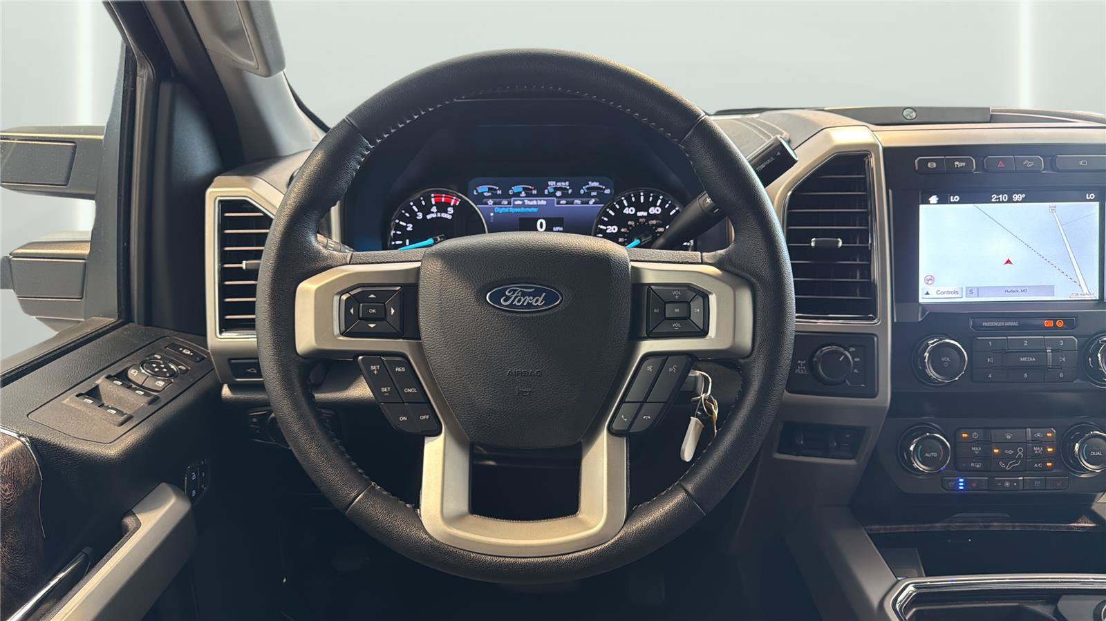 Certified 2019 Ford F350 Lariat w/ Chrome Package AWD/4WD image 12