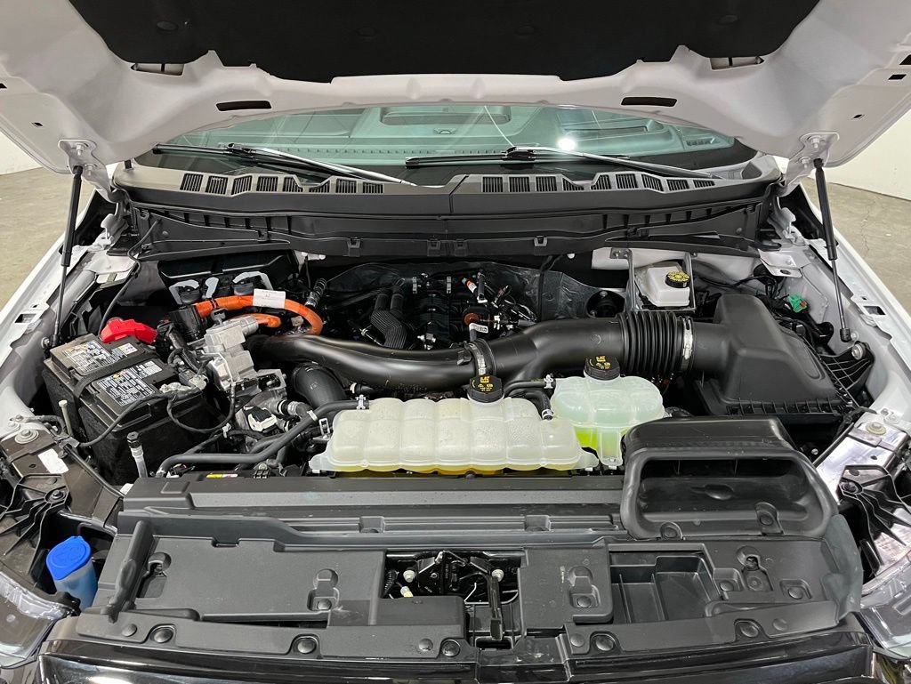 Certified 2025 Ford F150 Platinum AWD/4WD image 7