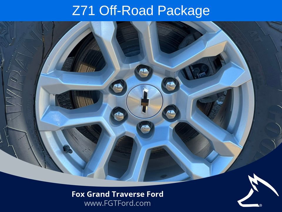 Used 2023 Chevrolet Silverado 1500 RST w/ Z71 Off-Road Package image 13