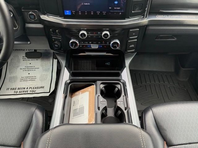 Certified 2025 Ford F250 Lariat w/ Black Appearance Package image 12