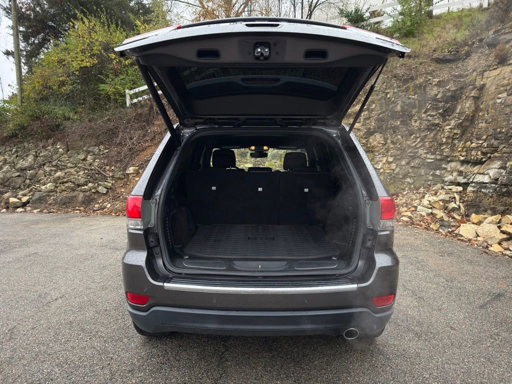 Used 2019 Jeep Grand Cherokee Limited image 9
