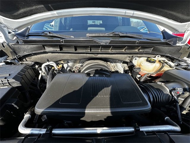 Used 2023 GMC Yukon XL SLE image 30