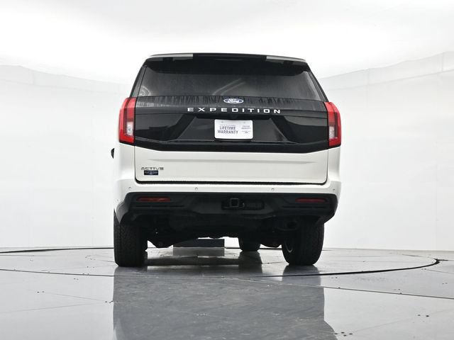 Certified 2025 Ford Expedition Active AWD/4WD image 44