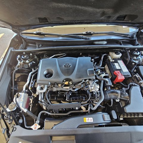 Used 2024 Toyota Camry SE image 10