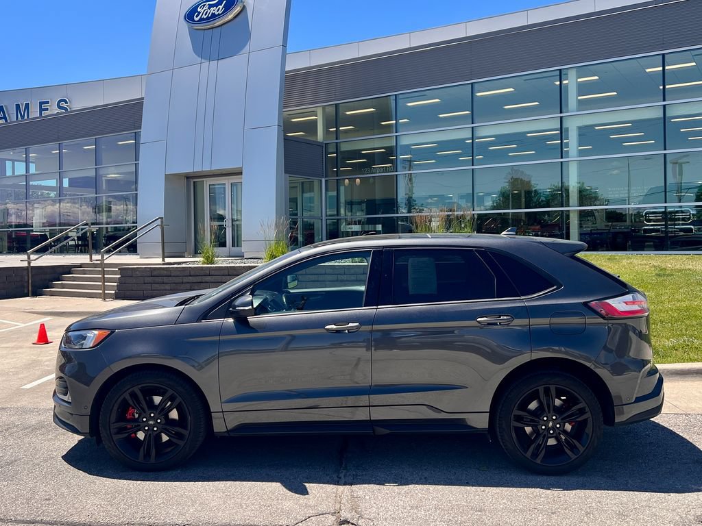 Certified 2020 Ford Edge ST w/ Equipment Group 401A AWD/4WD image 3