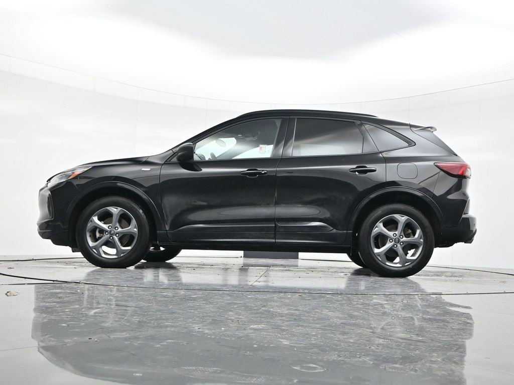 Certified 2023 Ford Escape ST-Line w/ Tech Pack #1 image 5