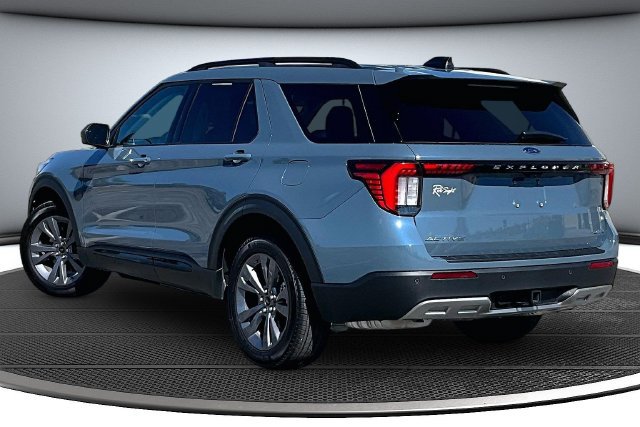 Certified 2026 Ford Explorer Active w/ Active Comfort Package AWD/4WD image 4