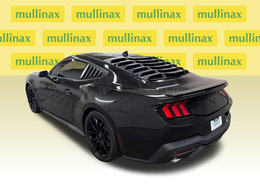 Certified 2024 Ford Mustang Coupe RWD image 9