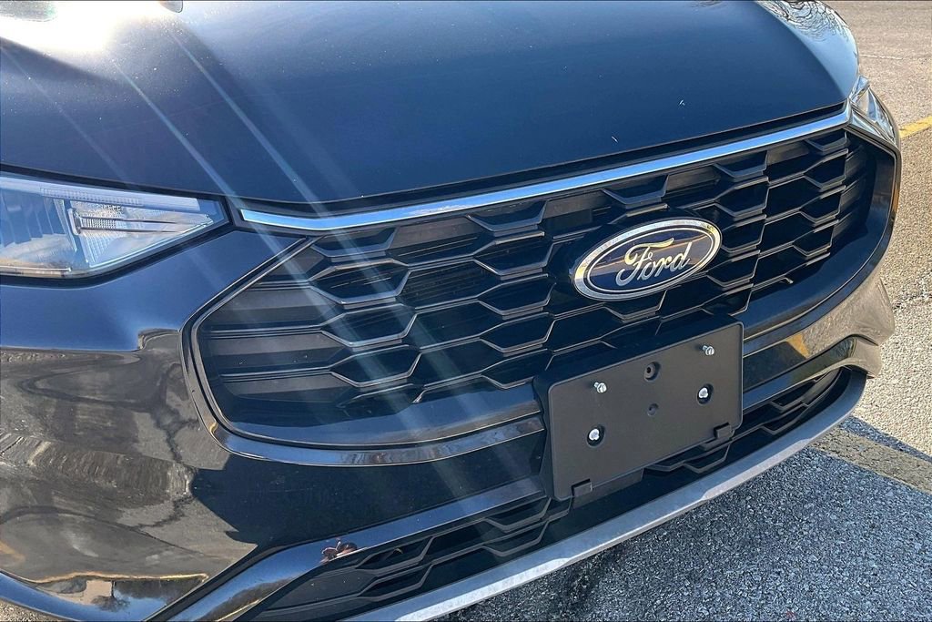 Certified 2023 Ford Escape ST-Line w/ Tech Pack #1 image 27