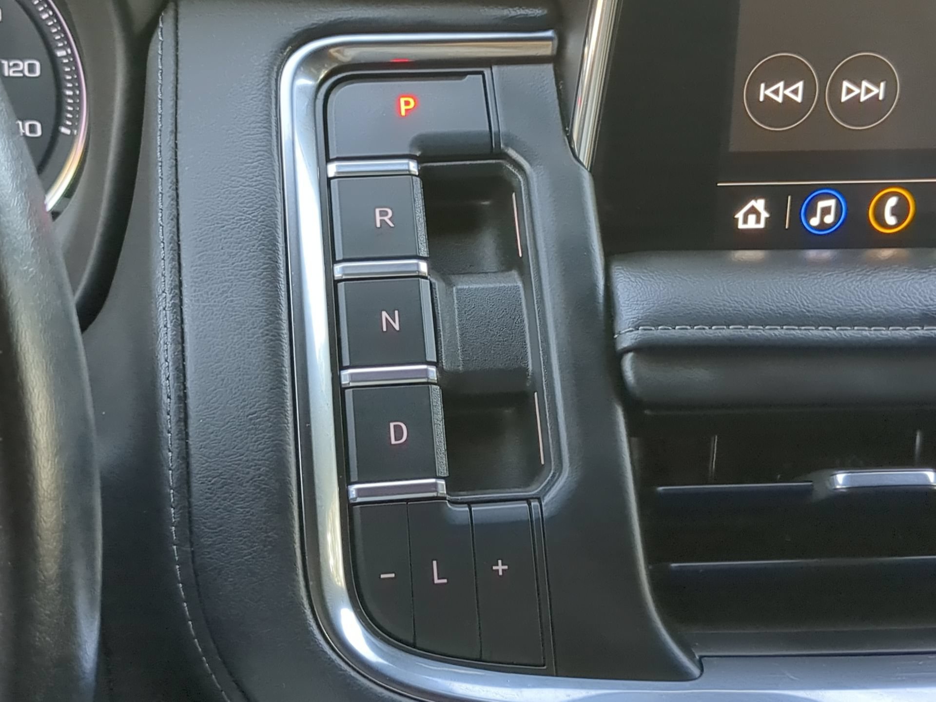 Used 2021 Chevrolet Suburban LT RWD image 63