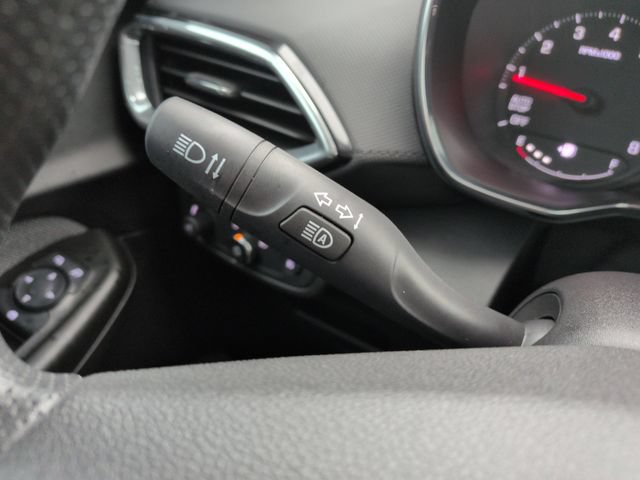 Used 2023 Chevrolet TrailBlazer LT w/ Convenience Package AWD/4WD image 34