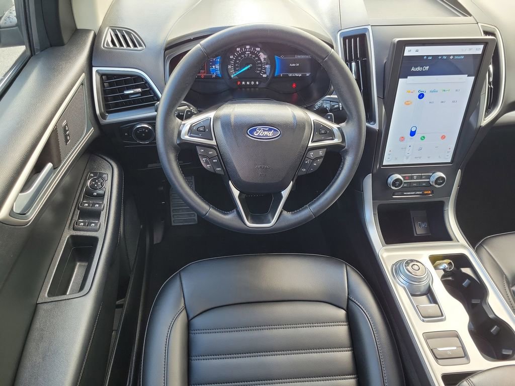 Certified 2024 Ford Edge SEL w/ Convenience Package AWD/4WD image 14