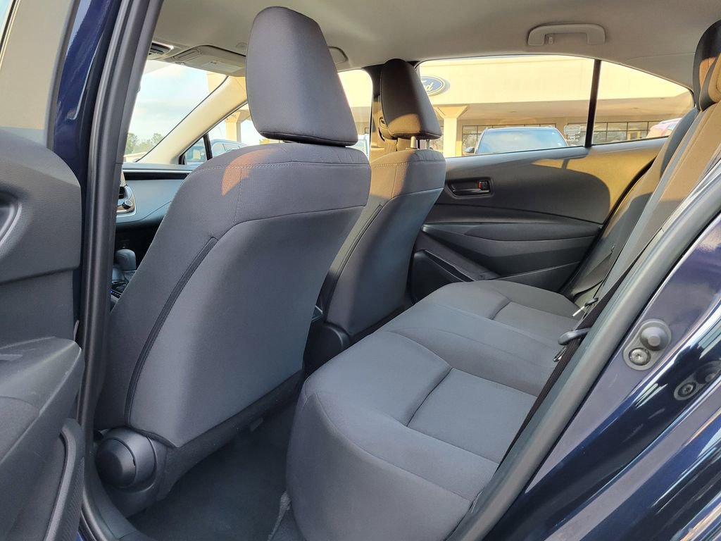 Used 2023 Toyota Corolla LE image 12