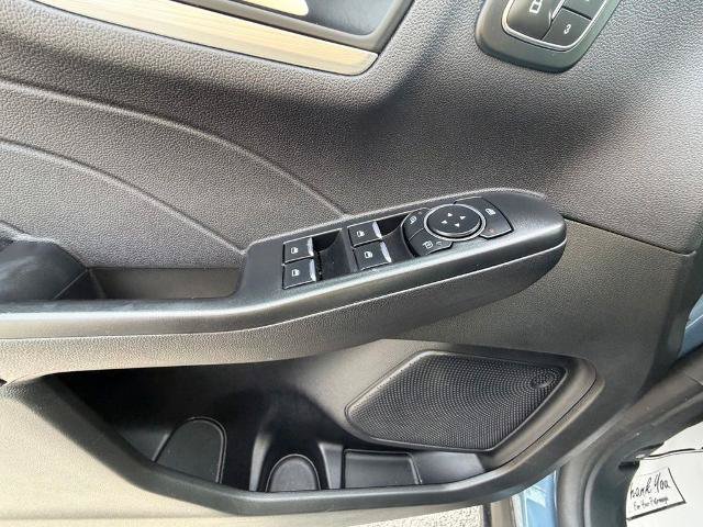 Certified 2025 Ford Escape Platinum AWD/4WD image 21