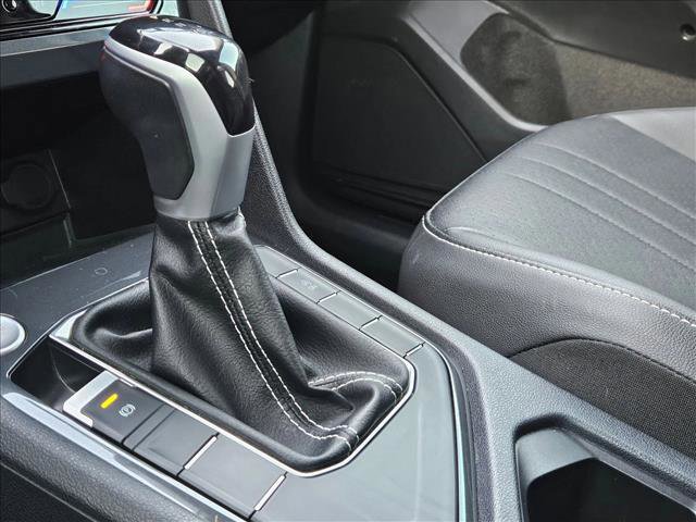 Used 2023 Volkswagen Tiguan SE FWD image 14
