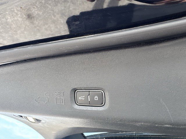 Certified 2025 Ford Expedition Active image 33