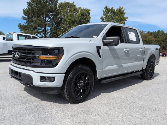 Certified 2024 Ford F150 XLT w/ Equipment Group 302A MID AWD/4WD image 8
