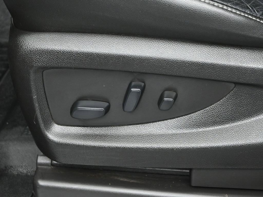 Used 2019 Chevrolet Tahoe LT image 10