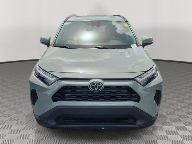 Used 2023 Toyota RAV4 XLE w/ Convenience Package FWD image 2