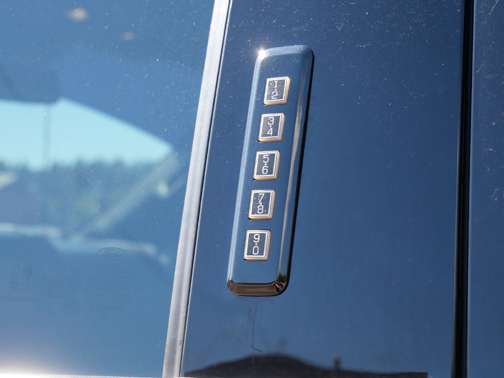 Certified 2021 Ford F250 Platinum AWD/4WD image 21