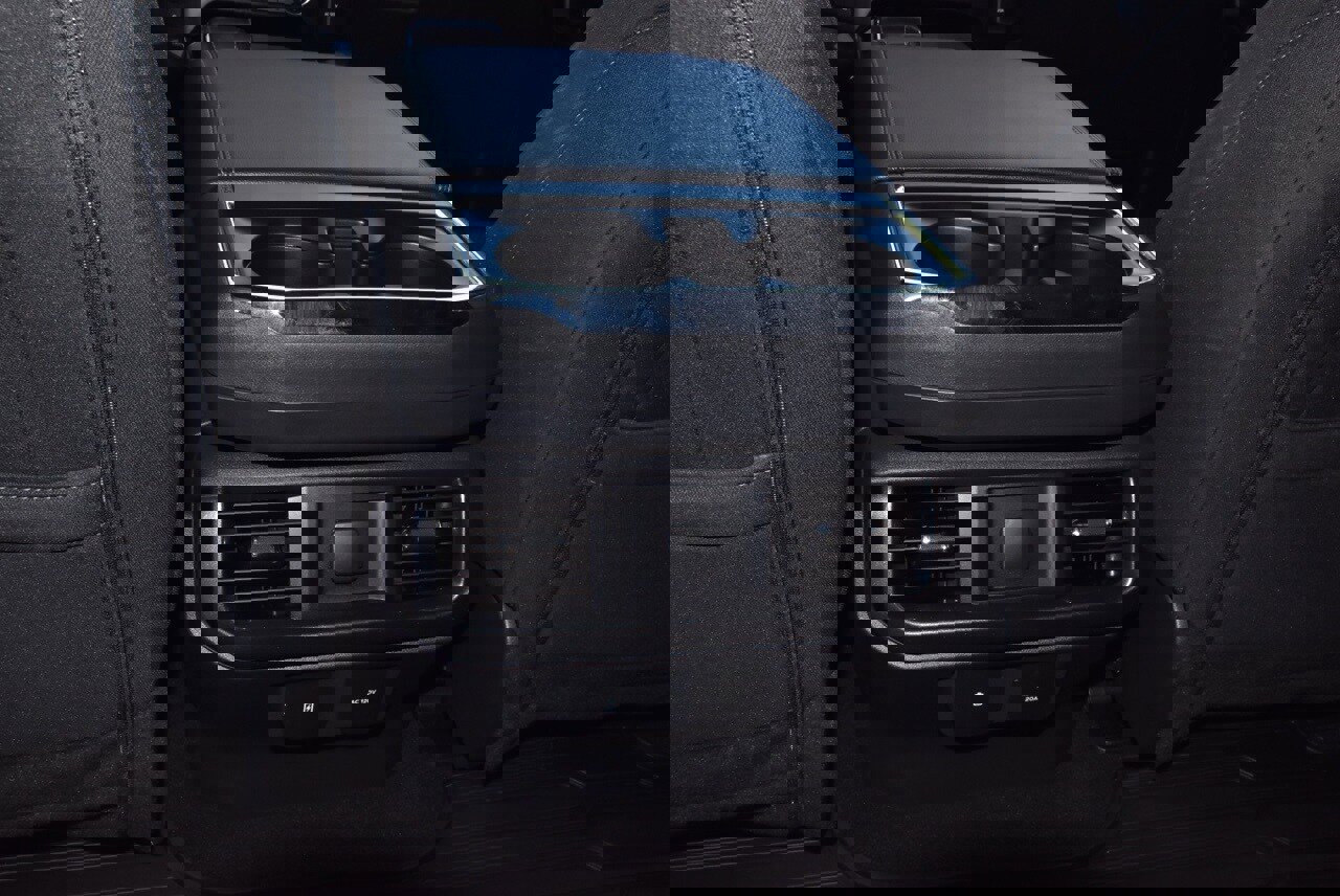 Certified 2023 Ford F150 XLT w/ Equipment Group 302A High image 18