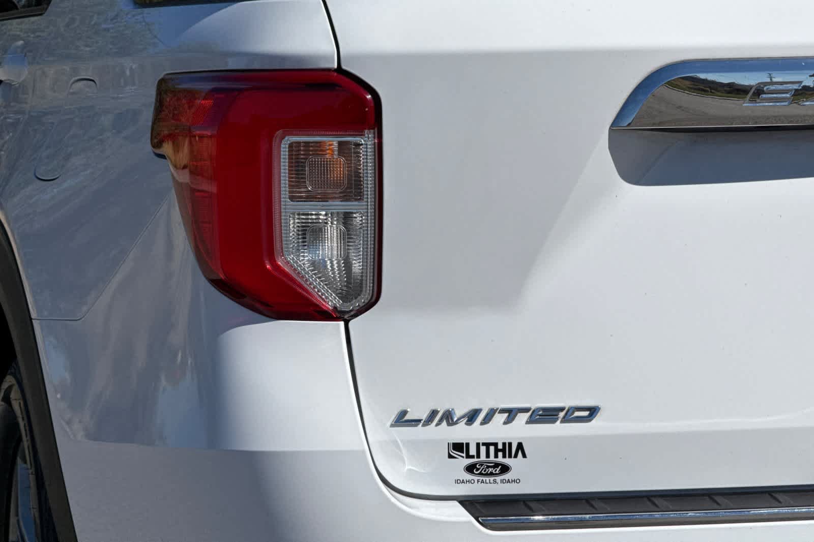 Certified 2022 Ford Explorer Limited AWD/4WD image 29