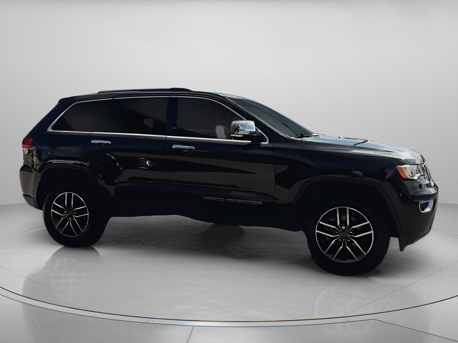 Used 2019 Jeep Grand Cherokee Limited image 34