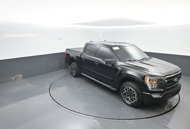 Certified 2021 Ford F150 XLT w/ Equipment Group 302A High image 18