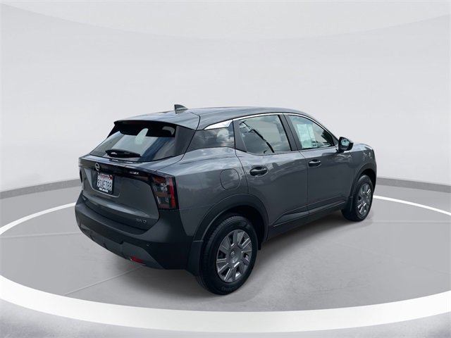 Used 2025 Nissan Kicks S w/ Charging Package image 3