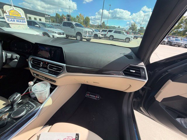 Used 2019 BMW 330i Sedan w/ Convenience Package RWD image 13