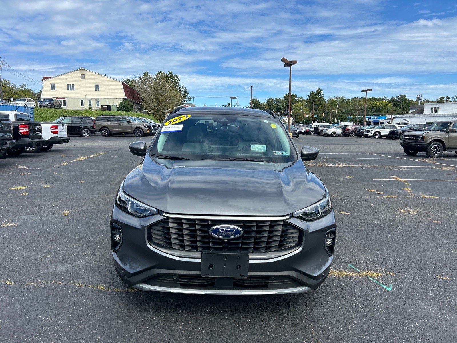 Certified 2023 Ford Escape Platinum w/ Premium Technology Package AWD/4WD image 23
