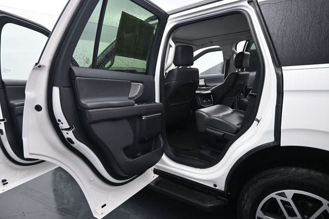 Certified 2025 Ford Expedition Active AWD/4WD image 15