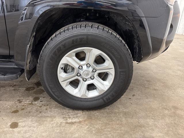 Used 2024 Toyota 4Runner SR5 image 27
