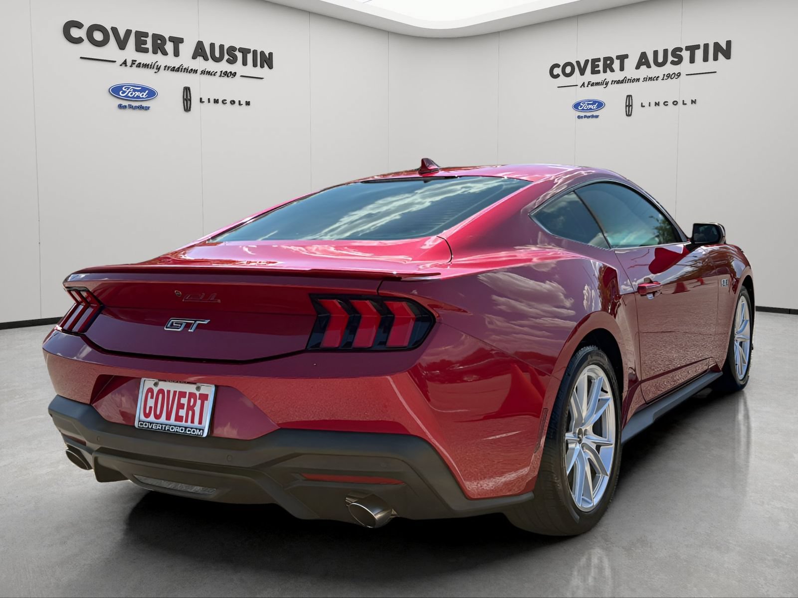 Certified 2024 Ford Mustang GT Premium RWD image 5