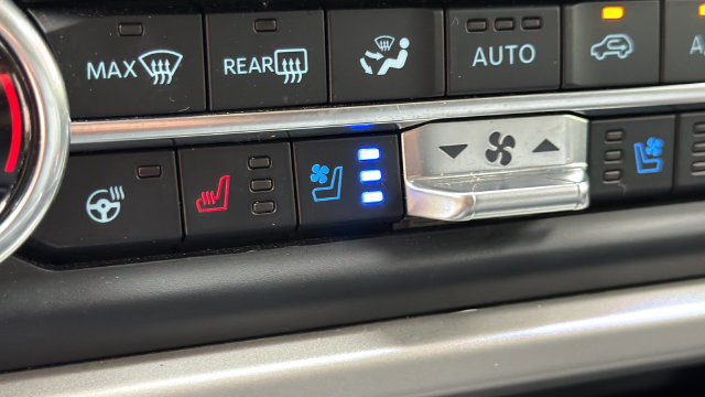 Certified 2023 Ford Expedition XLT RWD image 34