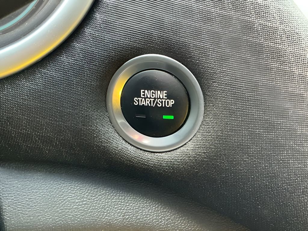 Used 2024 Chevrolet Malibu LT image 32