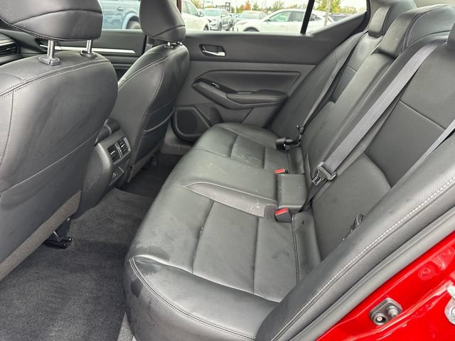 Used 2023 Nissan Altima 2.5 SL AWD/4WD image 11