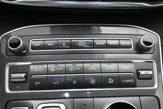 Used 2022 Hyundai Santa Fe SEL w/ Convenience + Premium Package FWD image 22