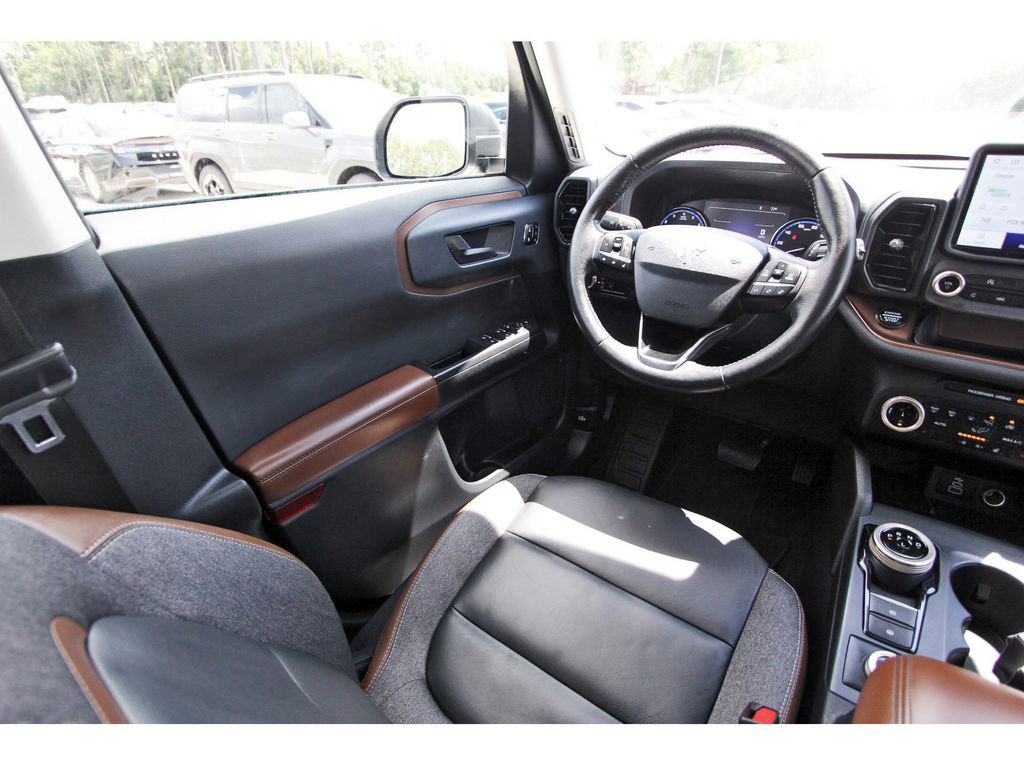 Certified 2023 Ford Bronco Sport Outer Banks w/ Tech Package AWD/4WD image 11