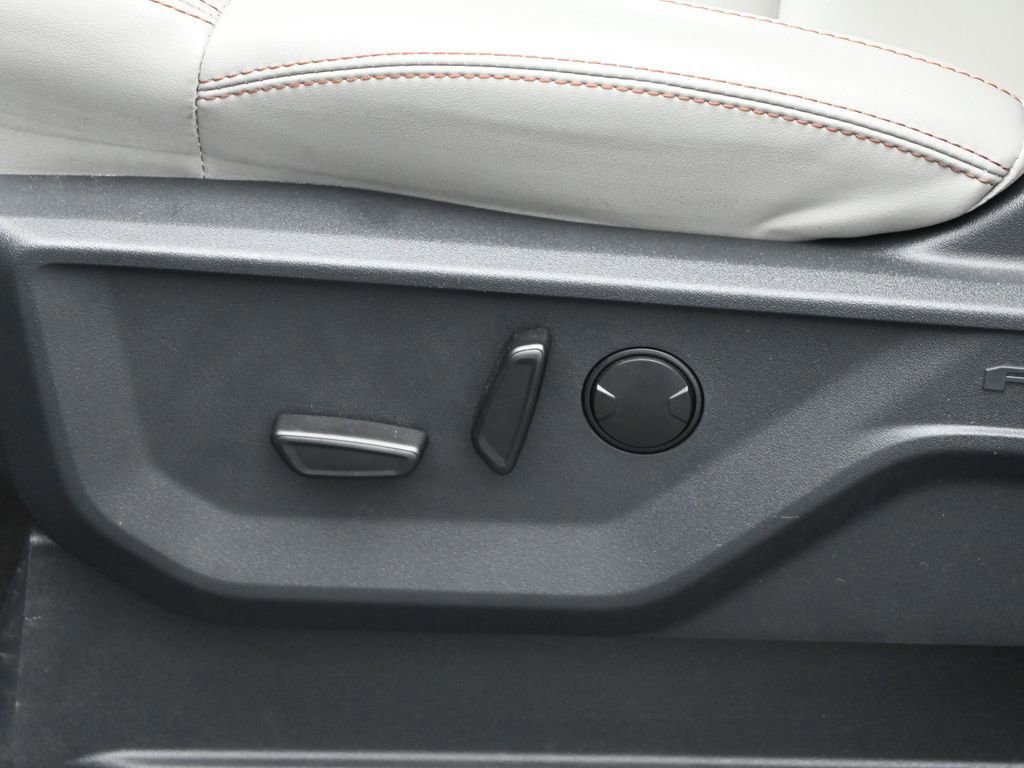 Certified 2025 Ford Expedition Active image 37