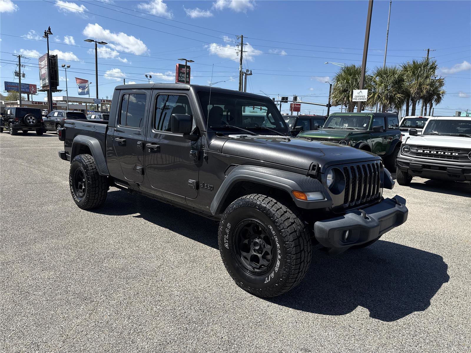 Used 2020 Jeep Gladiator Sport w/ Quick Order Package 24S image 4