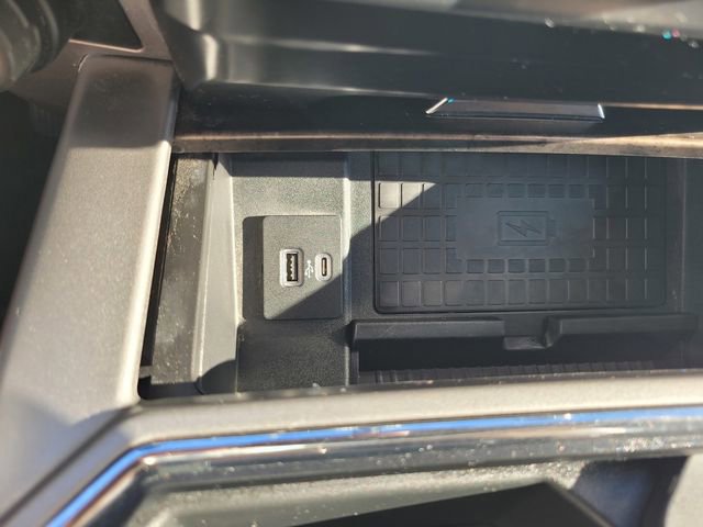 Certified 2022 Ford F350 Lariat w/ Lariat Ultimate Package image 25