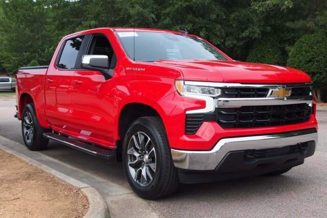 Used 2023 Chevrolet Silverado 1500 LT AWD/4WD image 1