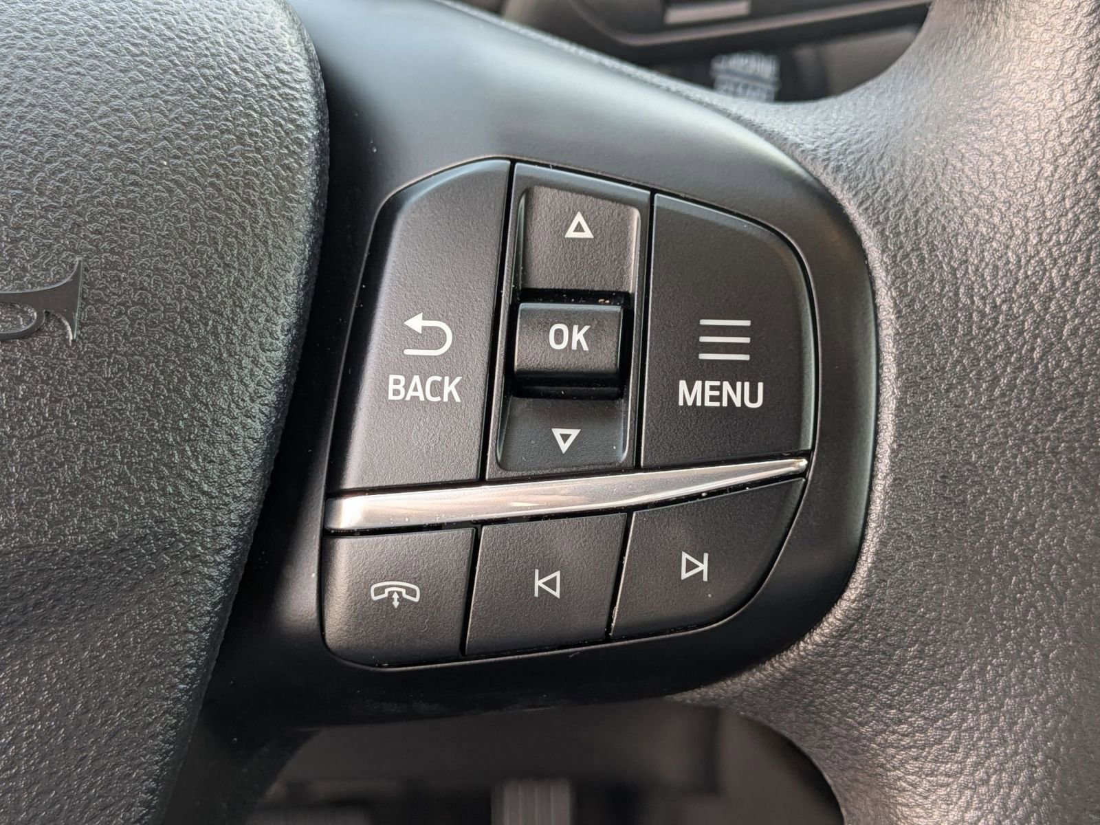 Certified 2025 Ford Escape Active AWD/4WD image 20