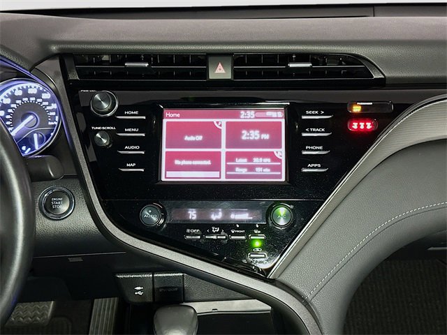 Used 2019 Toyota Camry SE image 11