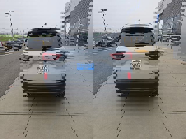 Certified 2025 Ford Escape ST-Line Elite image 4