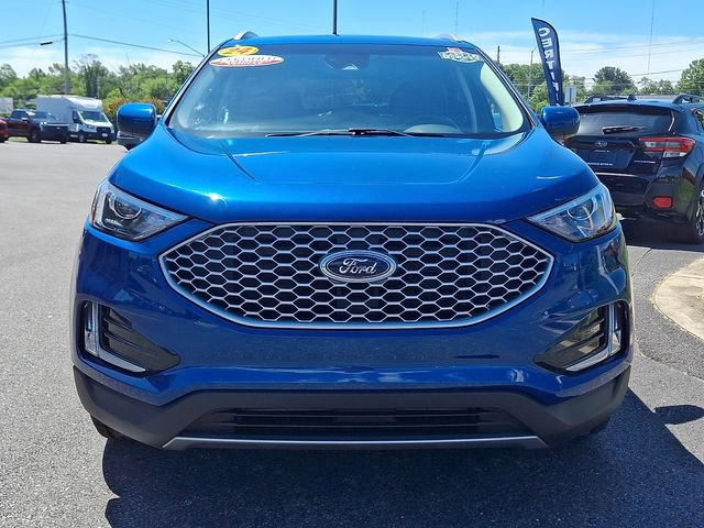 Certified 2024 Ford Edge SEL w/ Convenience Package AWD/4WD image 2