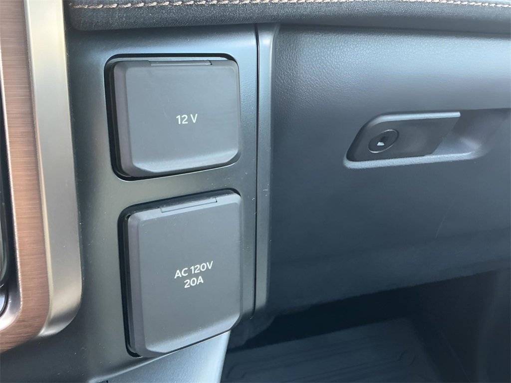 Certified 2022 Ford F150 Lightning Lariat image 41